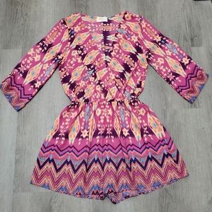 EVERLY Aztec Print Shorts Romper Sz M